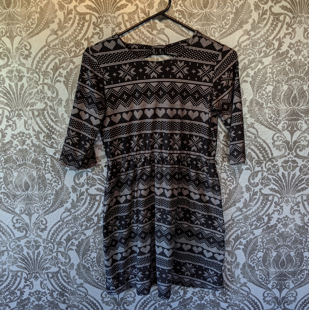 🎈2/$10🎈F21 girls 3/4 sleeve printed dress